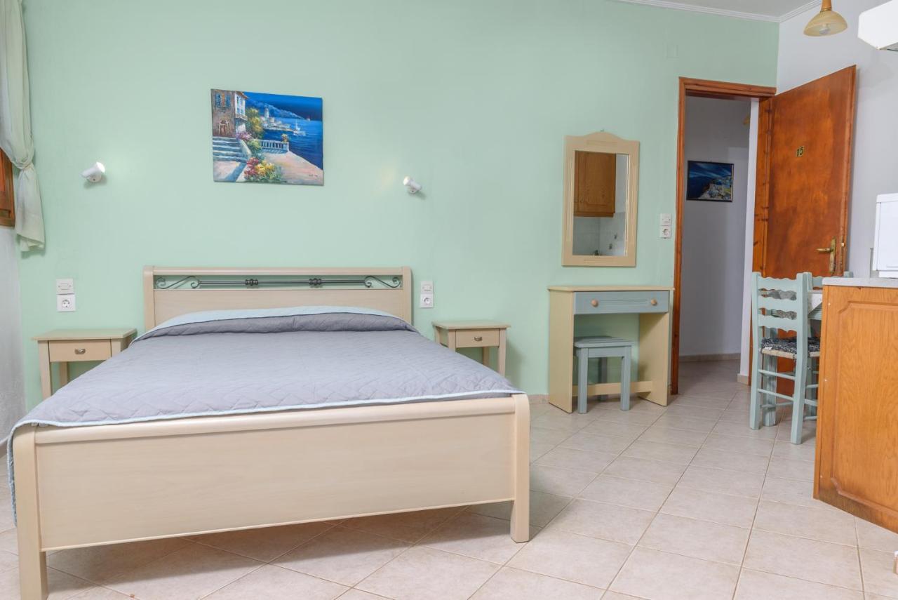Agios Georgios  Studios Avra מראה חיצוני תמונה
